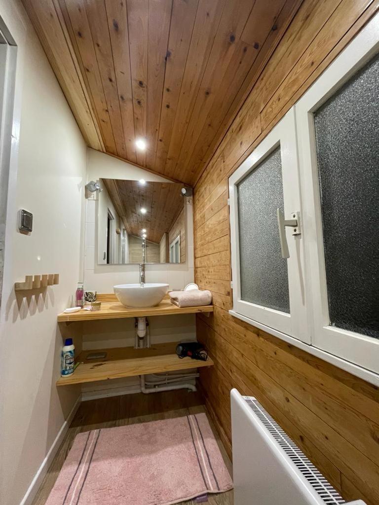 Maison Familiale En Bois Avec Piscine, Proche Du Bassin غوجان-ميستراس المظهر الخارجي الصورة